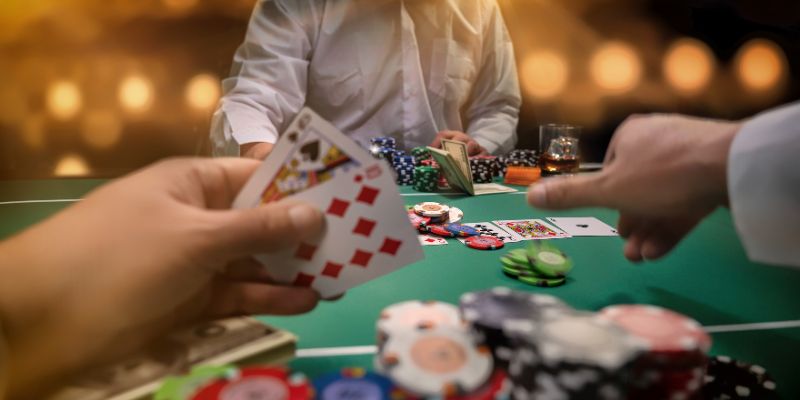 Poker 3 lá có nguyên tắc chơi khá đơn giản